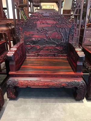 紅木家具長時(shí)間放置后顏色變深的原因